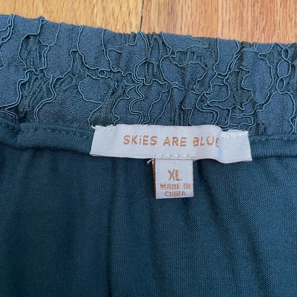 Skies Are Blue Inez Lace Pencil Skirt GREEN - Picture 3 of 7